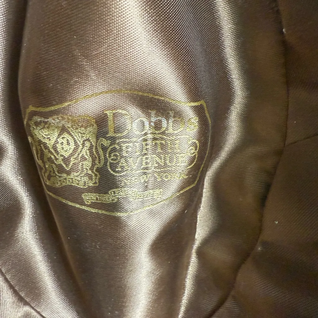 Vintage Dobbs New York, Tweed hat with Feather Accent. Brown, yellow. 7 1/4 Brown - Image 7