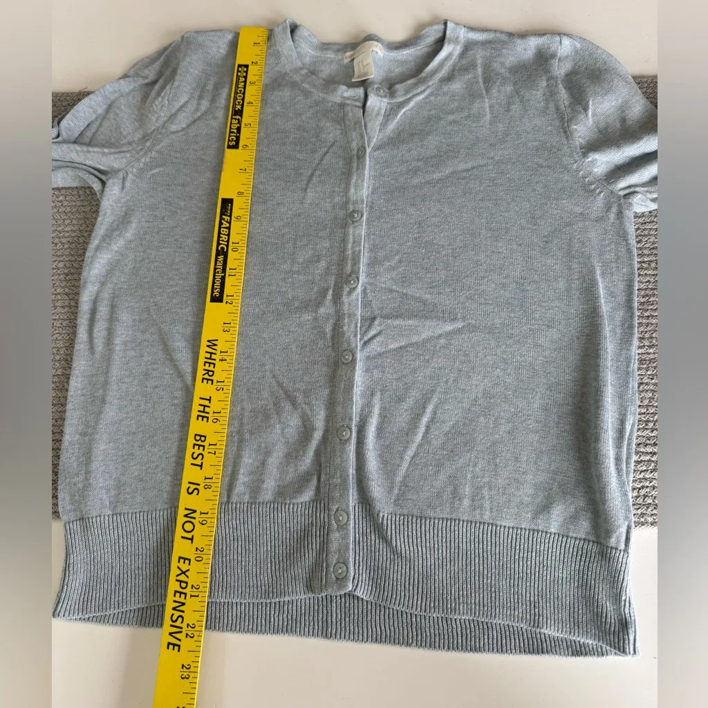 H&M Heather Light Blue Cotton Crewneck Cardigan Sweater Size Medium - Image 7