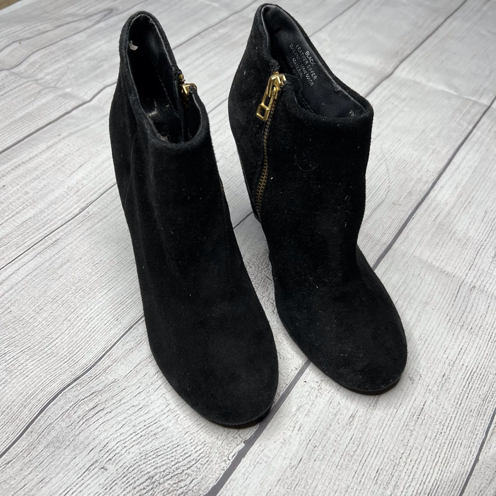 Steve Madden Black Heeled Ankle Boots Booties Leather Suede Gold Zip Sz 8.5M - Image 3