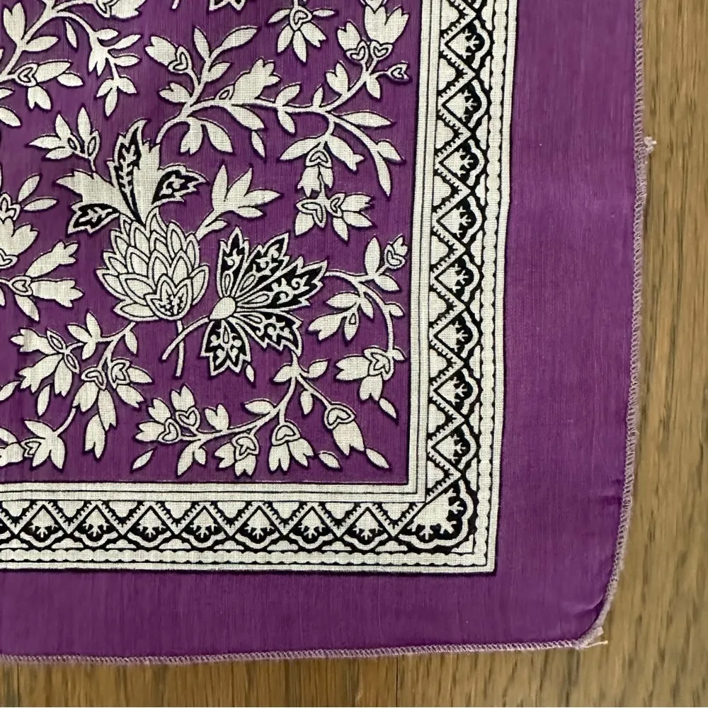 Yves Saint Laurent Floral Paisley Printed Cotton Bandana Scarf Purple 18" Square - Image 4