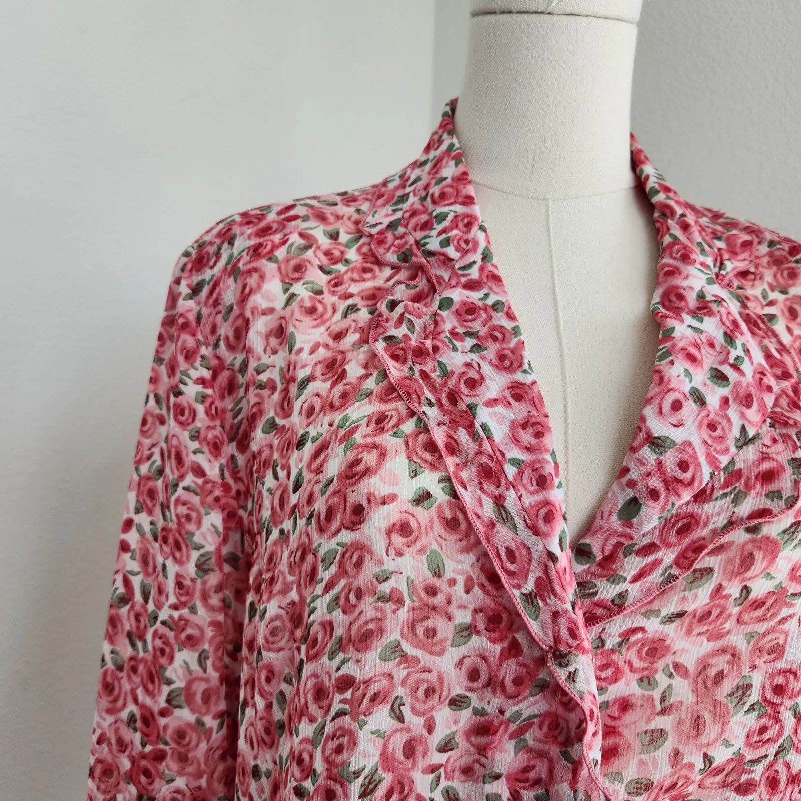 Vintage 80s Masaccio Rose Print Sheer Button Down Blouse EU 42 L - Image 2
