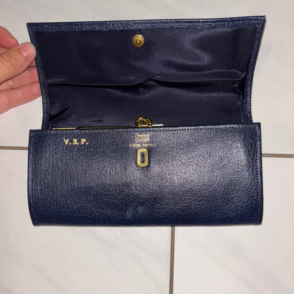 1980s Princess Gardner (Leibermanns) Rare Genuine Buffalo Leather Wallet Blue - Image 3