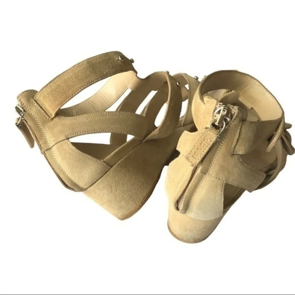 Gucci Tan Suede Studded Wedge Gladiator Sandals Size 36.5 (US 6.5) - Image 6