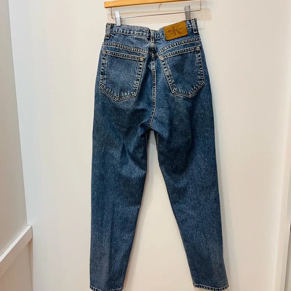 calvin klein Women’s Vintage 90s CHIC High Rise Tapered Jeans size 10 fi… - Image 2