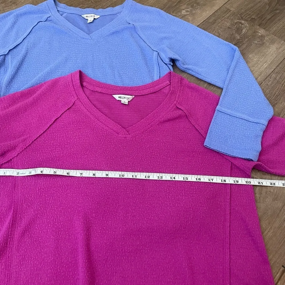 Set Of (2) Wildfox Fuzzy Cozy V-neck Loungewear Tops ~ Women’s Size Small - Image 10