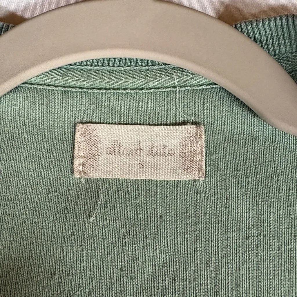 Altar'd State Green and White Crew Neck Sweater/sweatshirt size S - Image 6