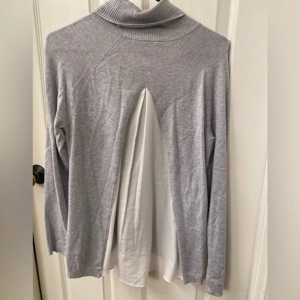 White House black market sweater size small - Image 2