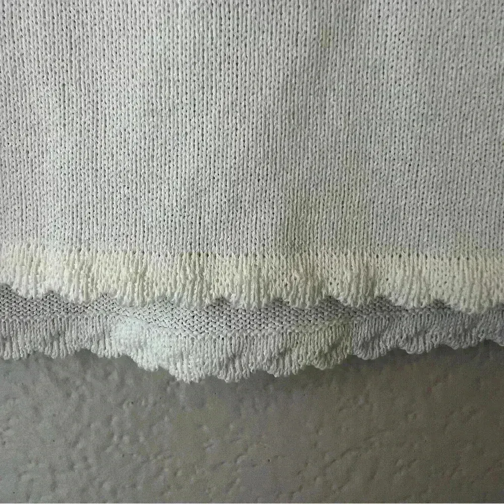 Escada dead stock vintage white scoop neck scallop hemmed warm white knit top Size L - Image 7