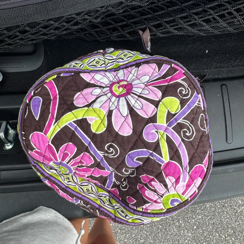 Vera Bradley  Circular Cosmetic Bag - Image 7