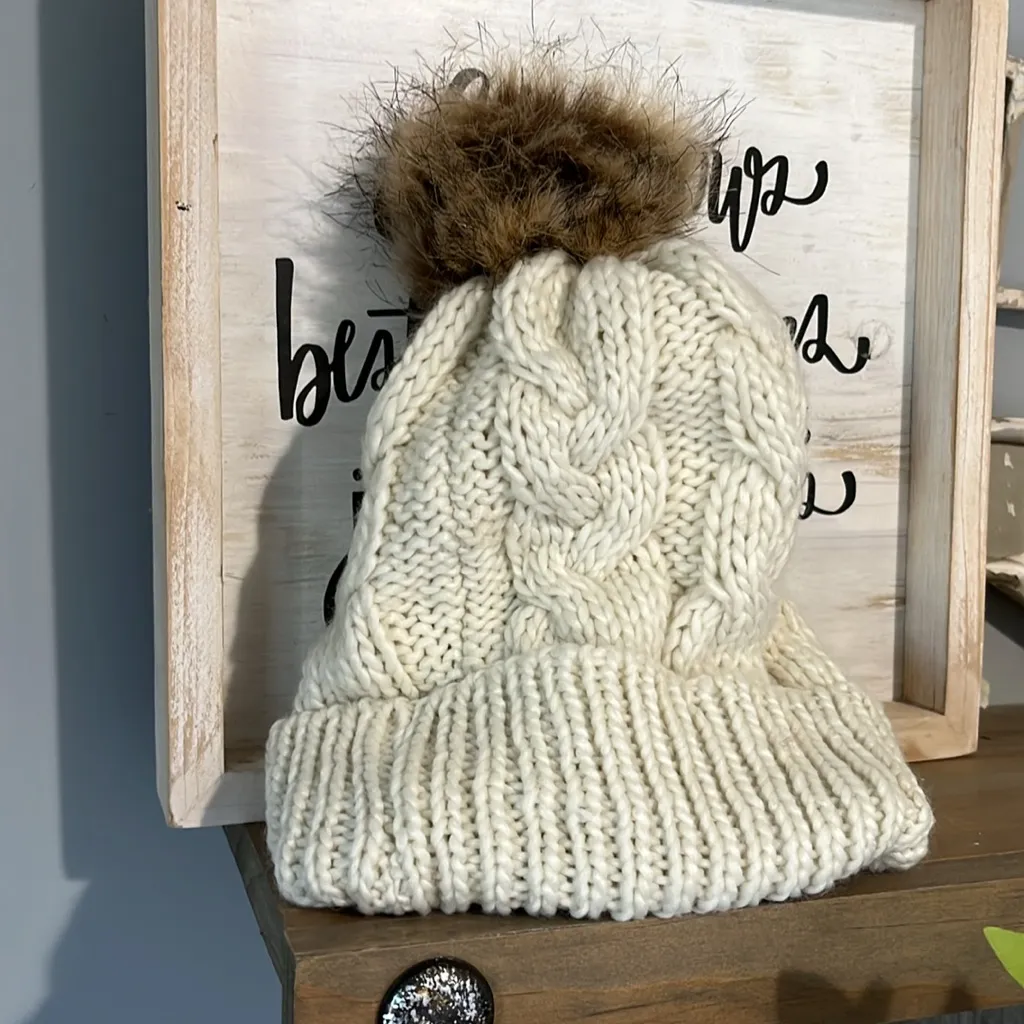 Steve Madden Cap Beige Cable Knit Hat Winter Toboggan Ski Beanie Womens New - Image 6