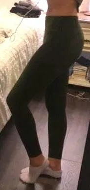 Fabletics green leggings - Image 2