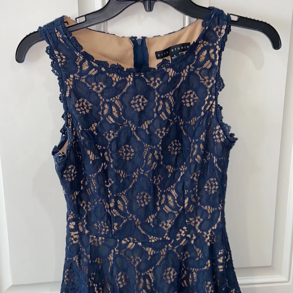 City studio dress size 3 - Image 3