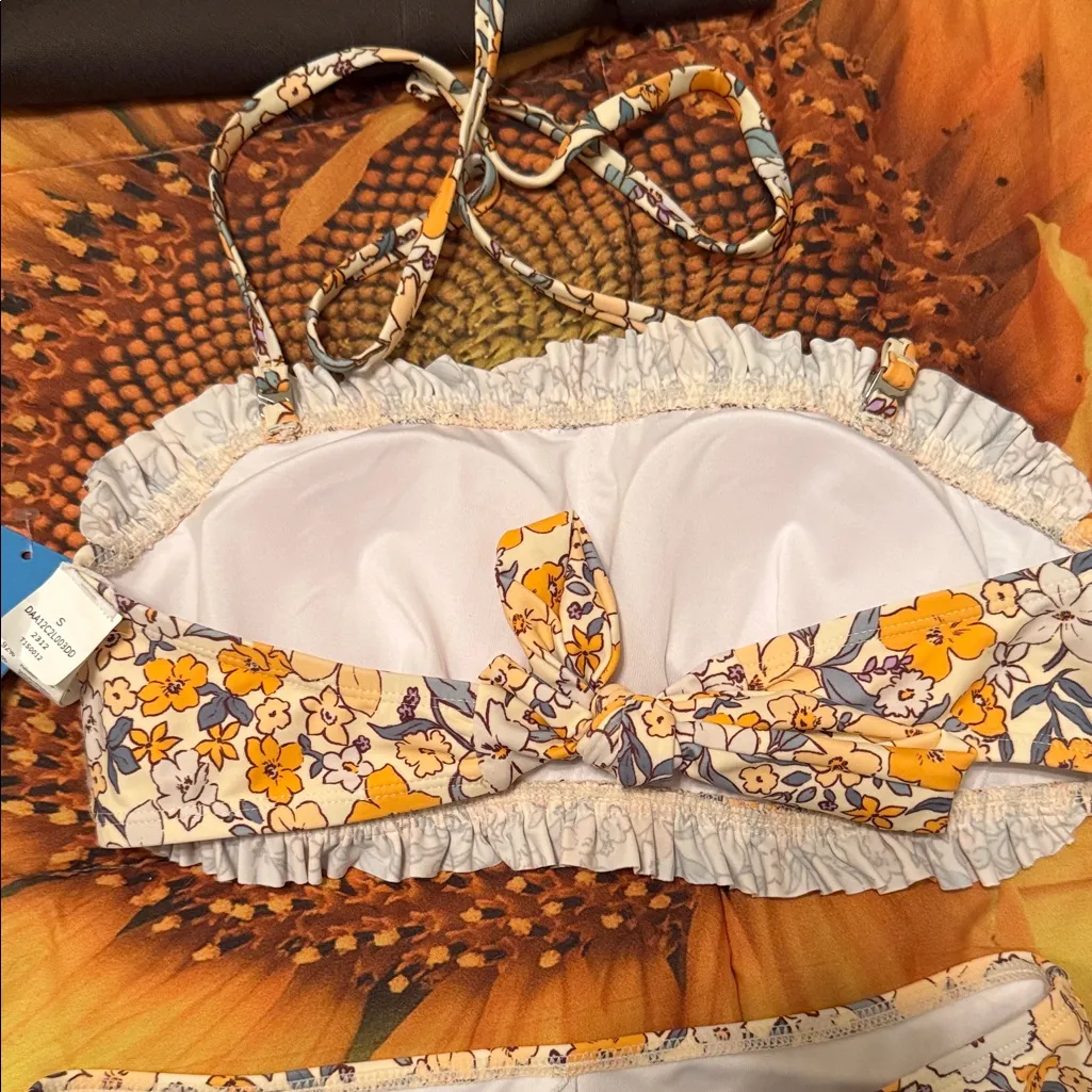 Cupshe Floral Bikini Set - Cream,  Orange and Green - Image 6