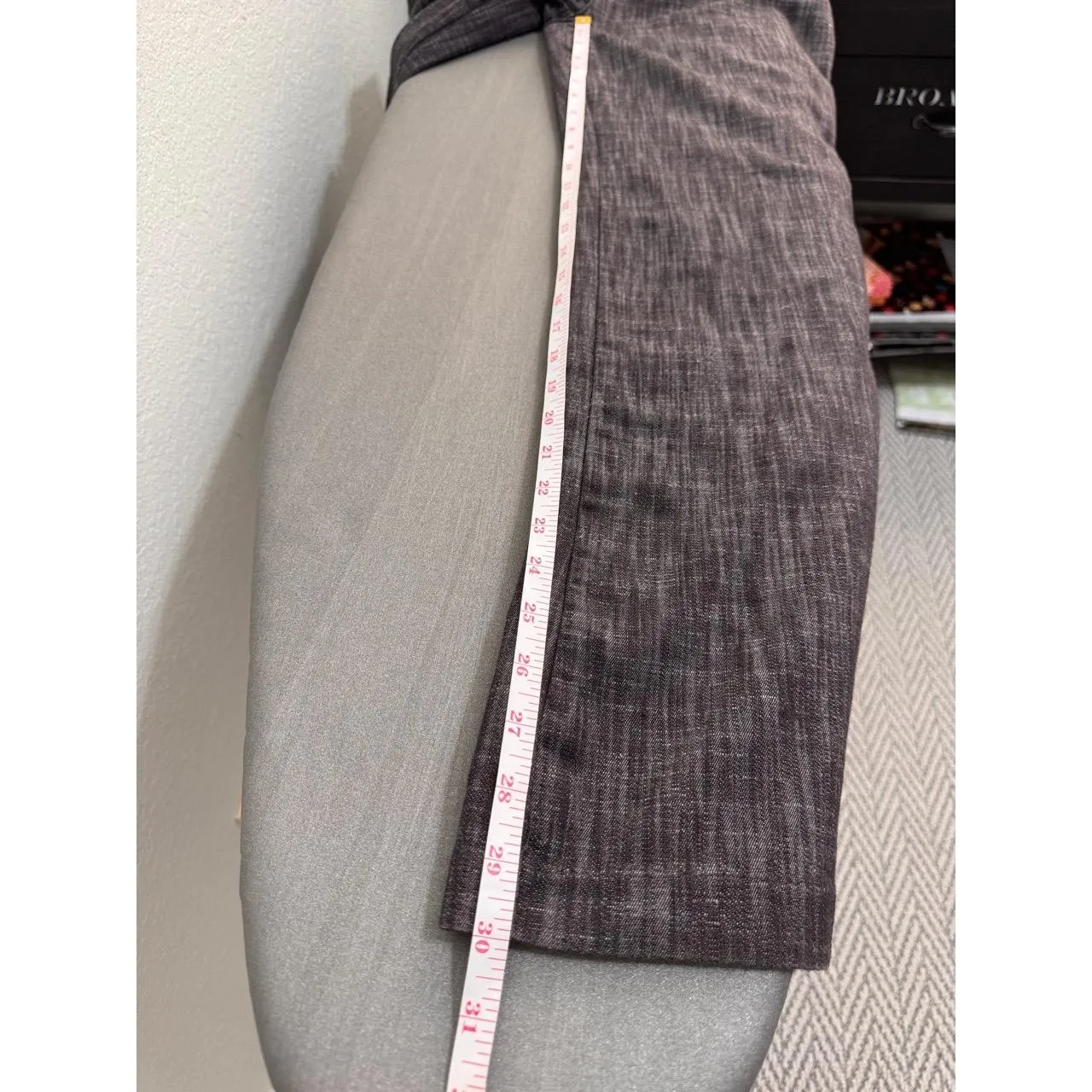 Stooshy Gray Textured Flare Dress Pants Women’s Size 11 Y2K Career Chic Business - Image 9