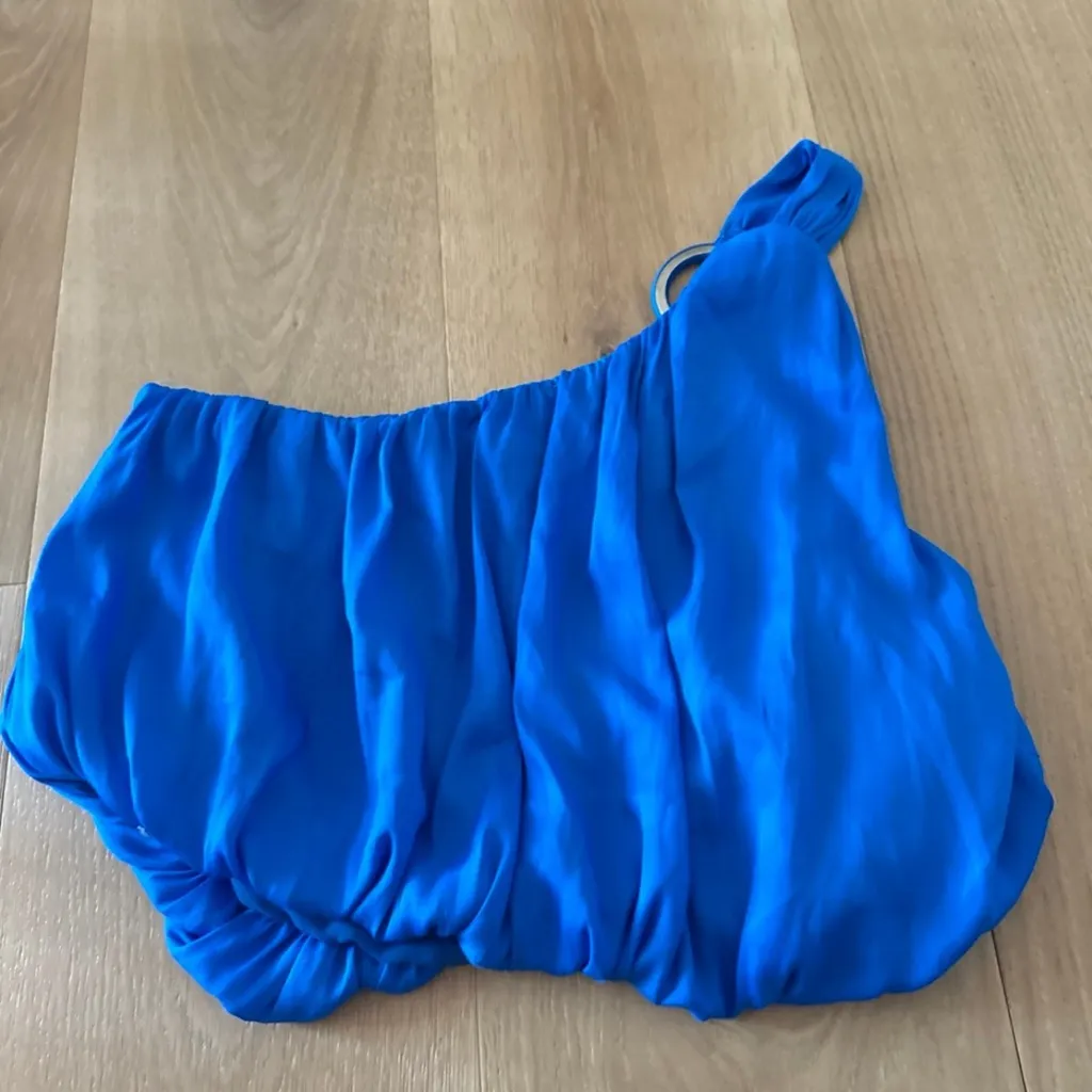 Vestique Blue One-Shoulder Top - Image 3