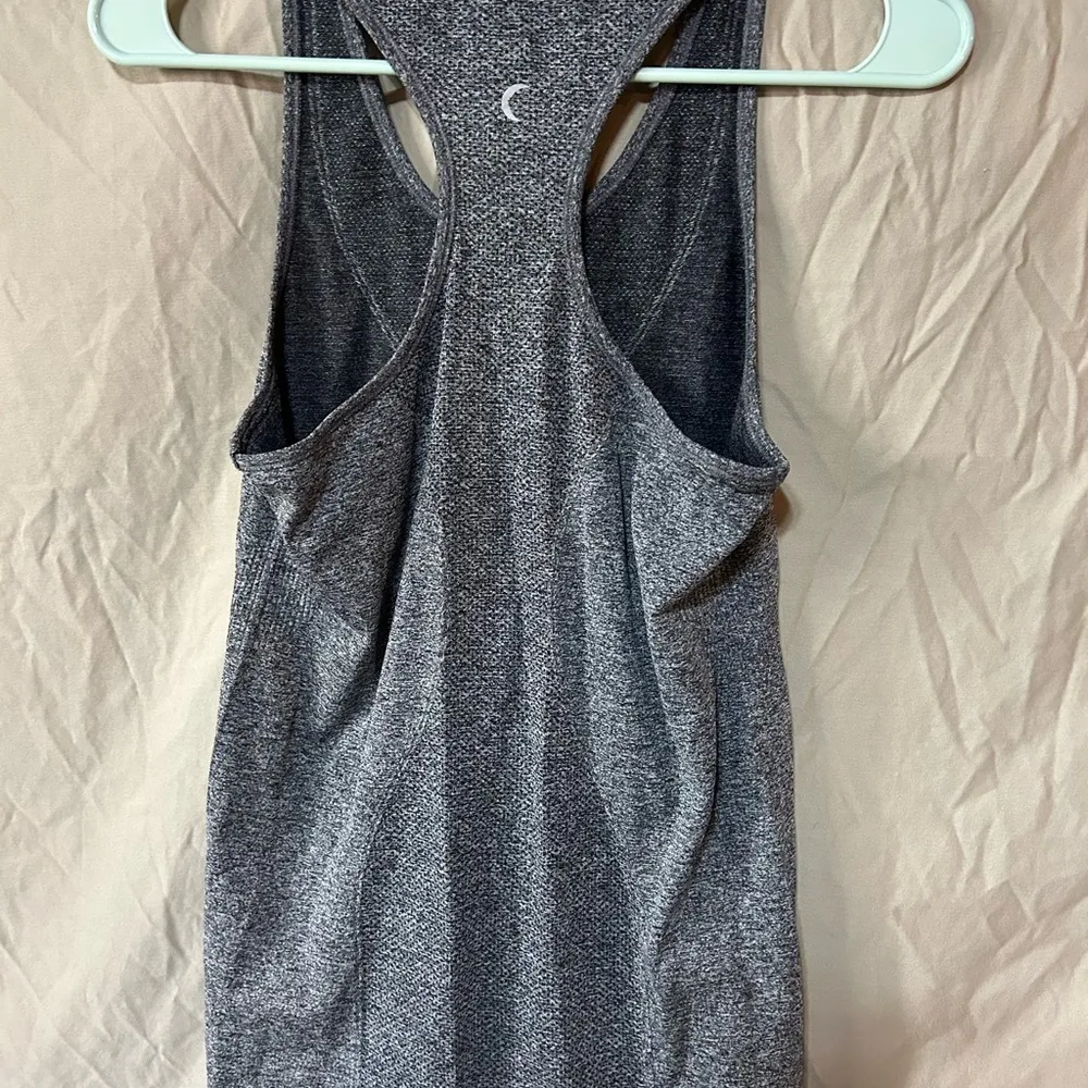 Zyia  tank top - Image 3