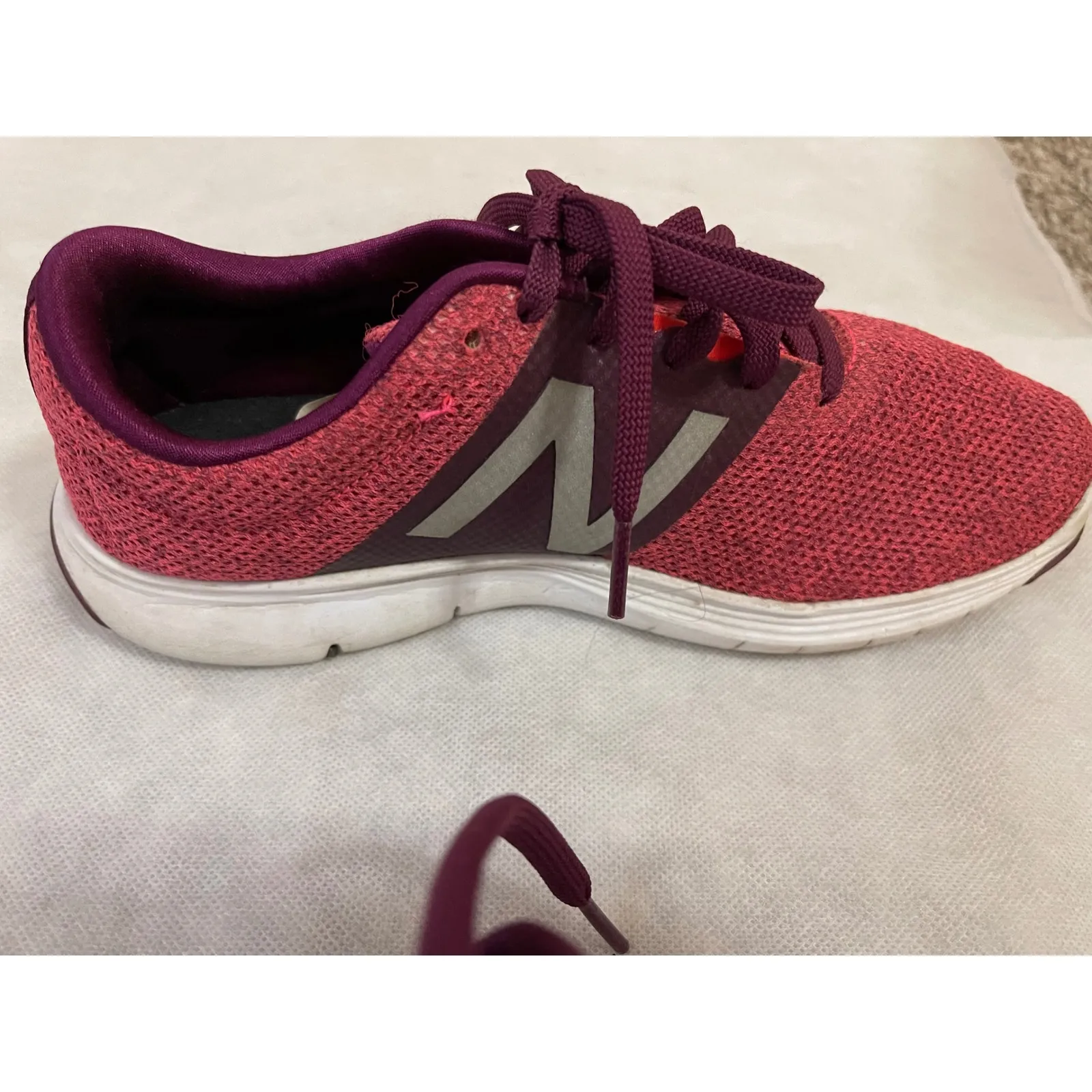 New Balance Women's 7 Koze Comfort Ride Pink Preowned - Image 4