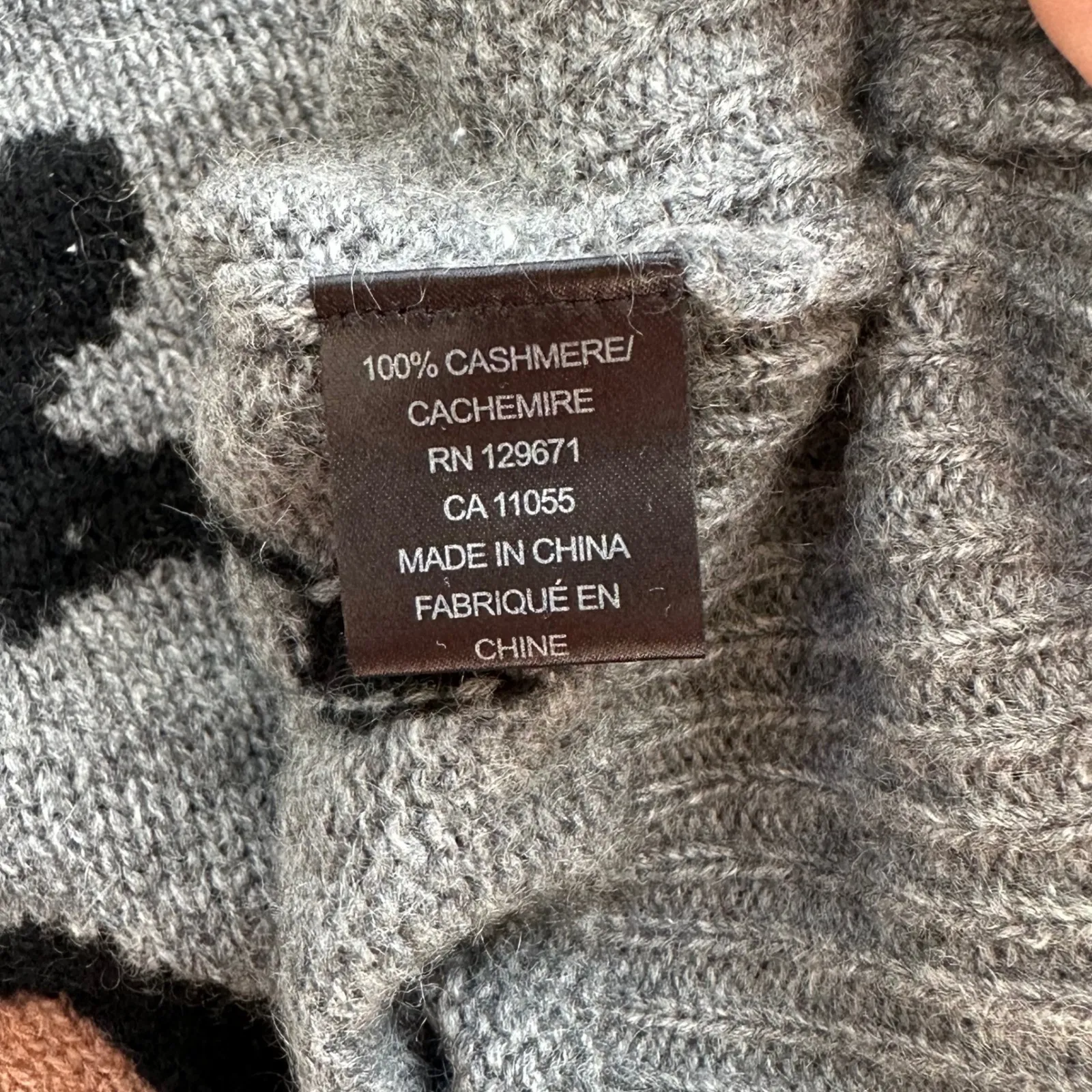 360‎ Cashmere Printed Leopard Sweater Women's Knit Crewneck Pullover XS/S - Image 5