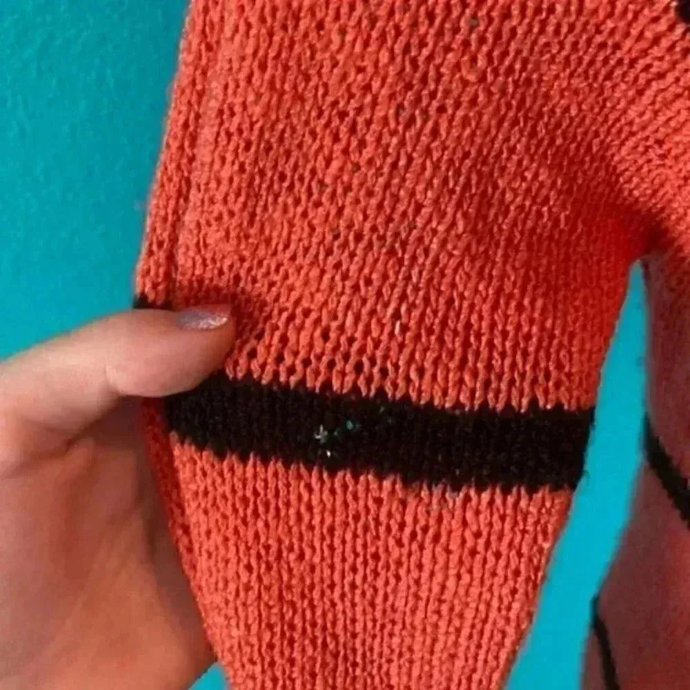 Love by design orange sweater in size small - Image 3