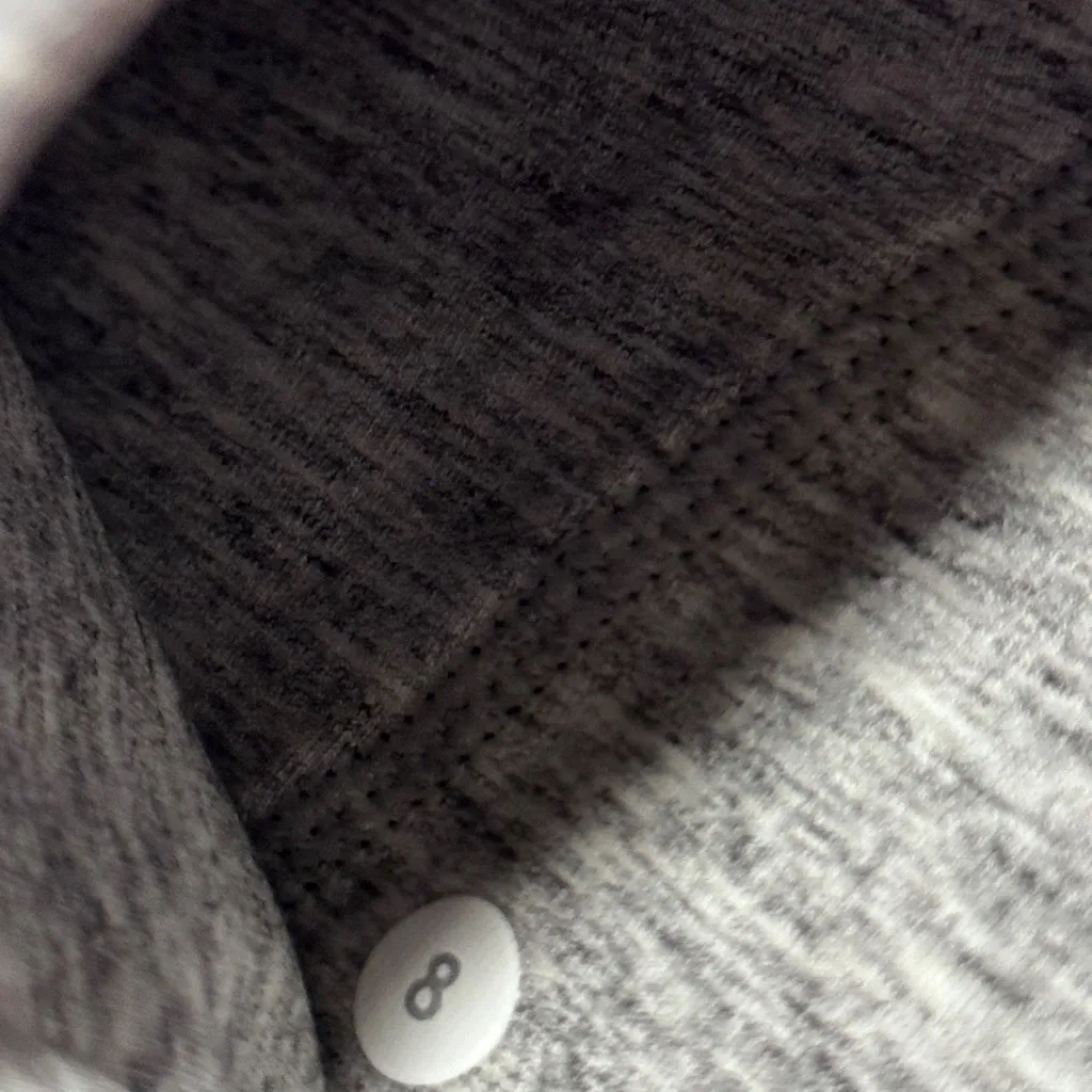 lululemon Insculpt Reversible Vest Size 8 Heathered Space Dyed Medium Grey - Image 11