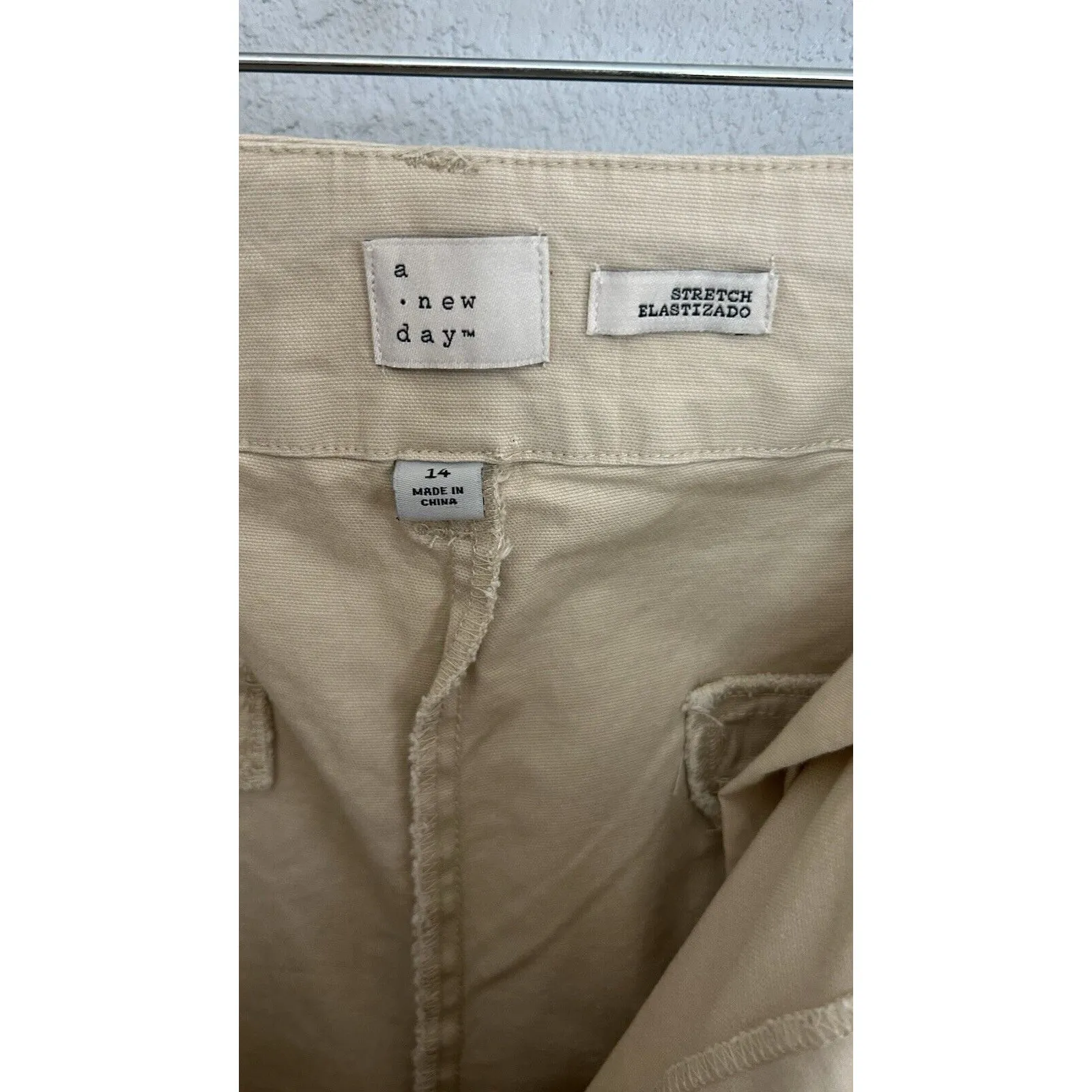 A New Day Women’s High Rise Wide Leg 12" Beige Paper Bag Pants (Size 14) Hobo - Image 8