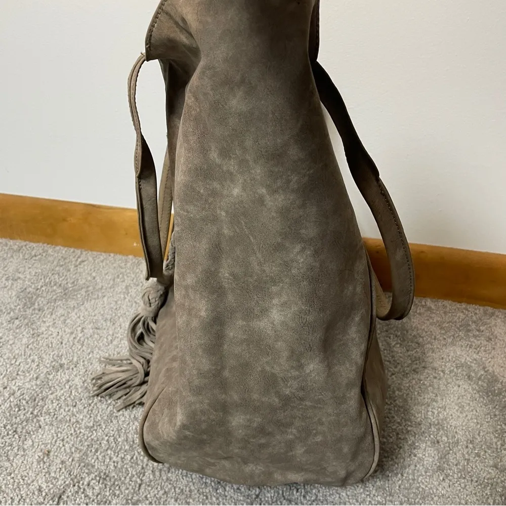 DV by Dolce Vita Large Gray Taupe Fringe Hobo Bag - Image 6