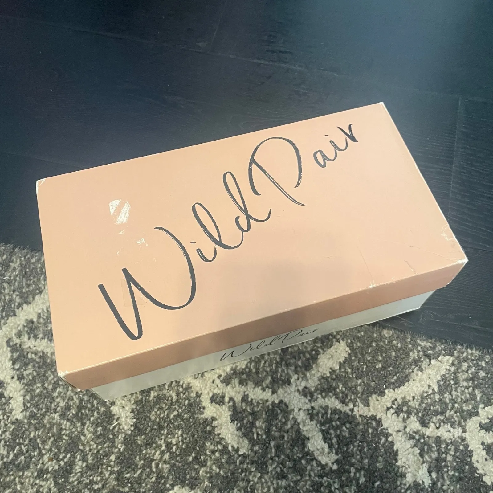 Wild Pair Ginniev Rose Gold Studded Clear Slide Sandals 7.5M New With Box - Image 4