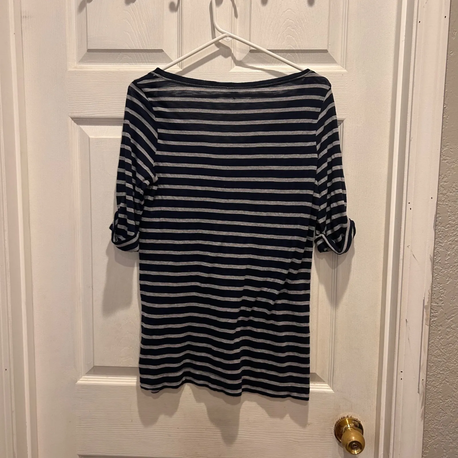 Splendid Women's Striped Navy Blue Gray Roll‎ Tab Sleeve Top Large Made in USA - Image 5