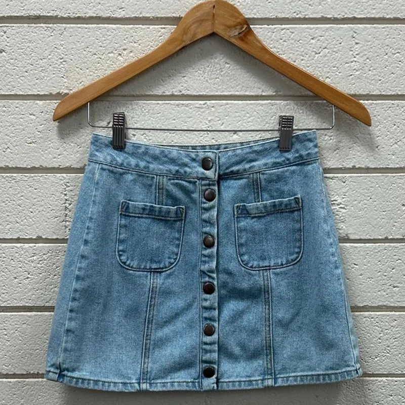 Brandy Melville Denim Jean Mini  Skirt one size - Image 8