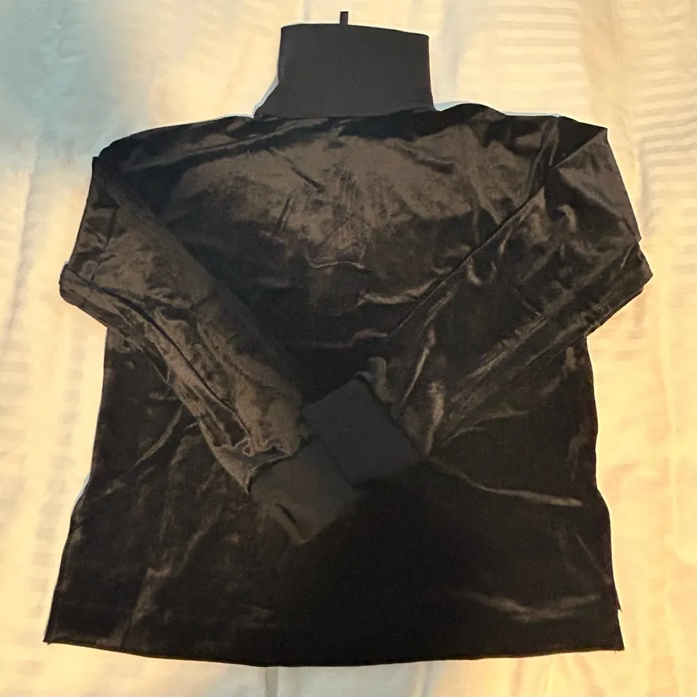 Spanx Velour Black Quarter Zip - XL - Image 7