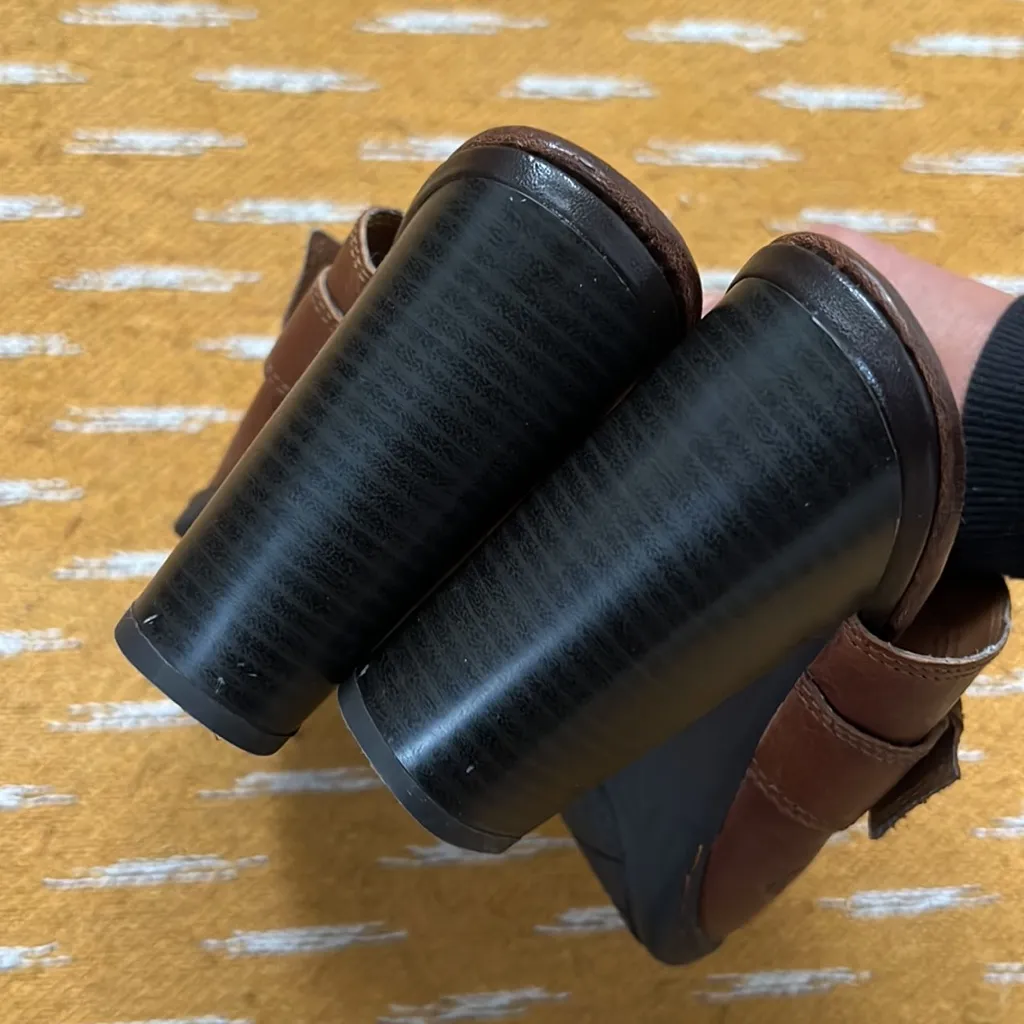 Born BOC Brown Leather clog mule heel Buckle slip on Size 8 - Image 5