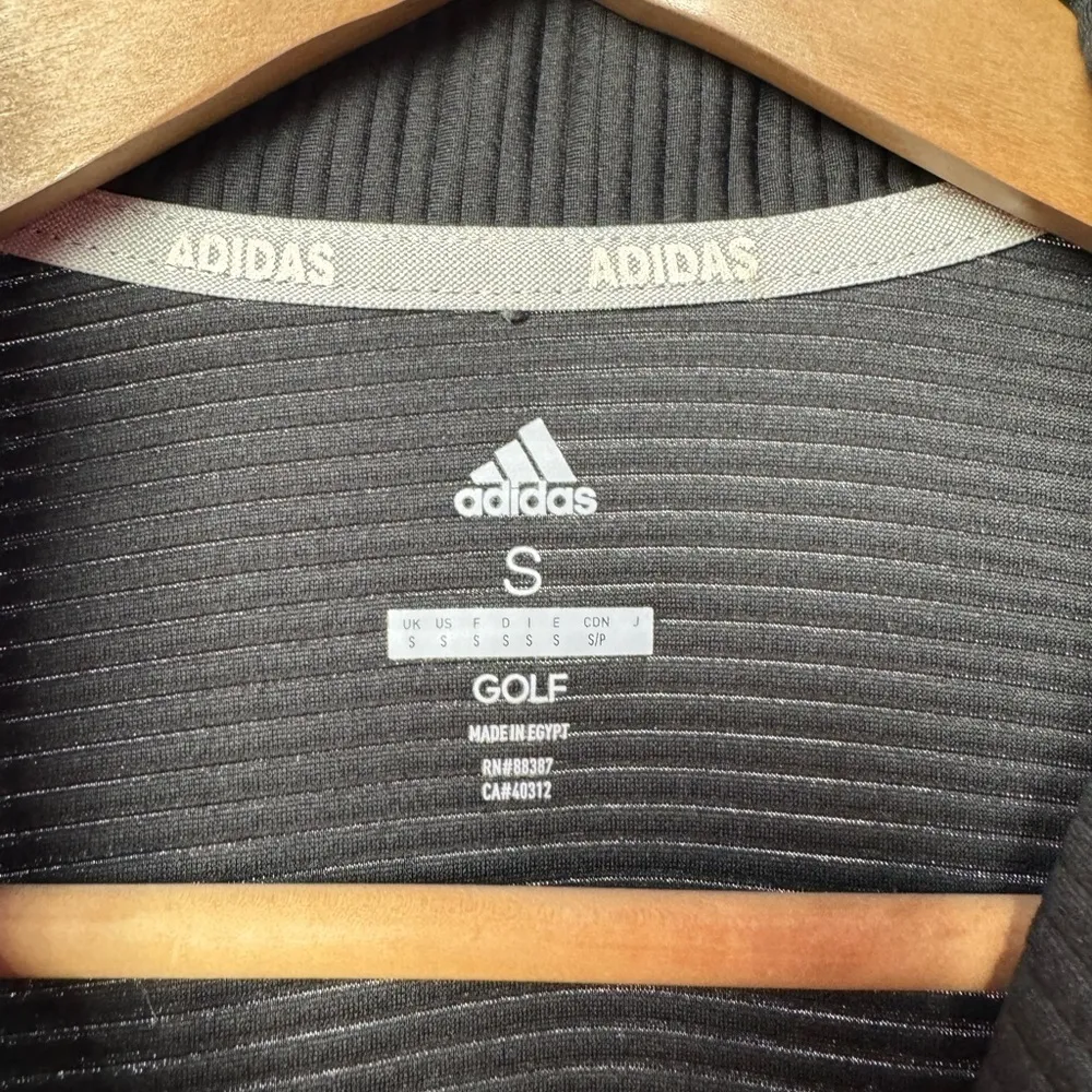 Adidas Golf Thumb Hole Full Zip Textured Jacket‎ in Black Size Small - Image 7