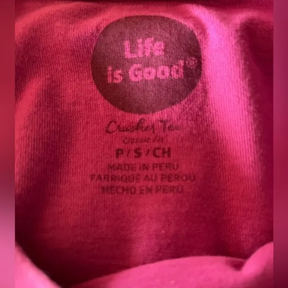 Life is Good Sewing Machine Patterned Short Sleeved Tee Dark Pink Size‎ Small - Image 4