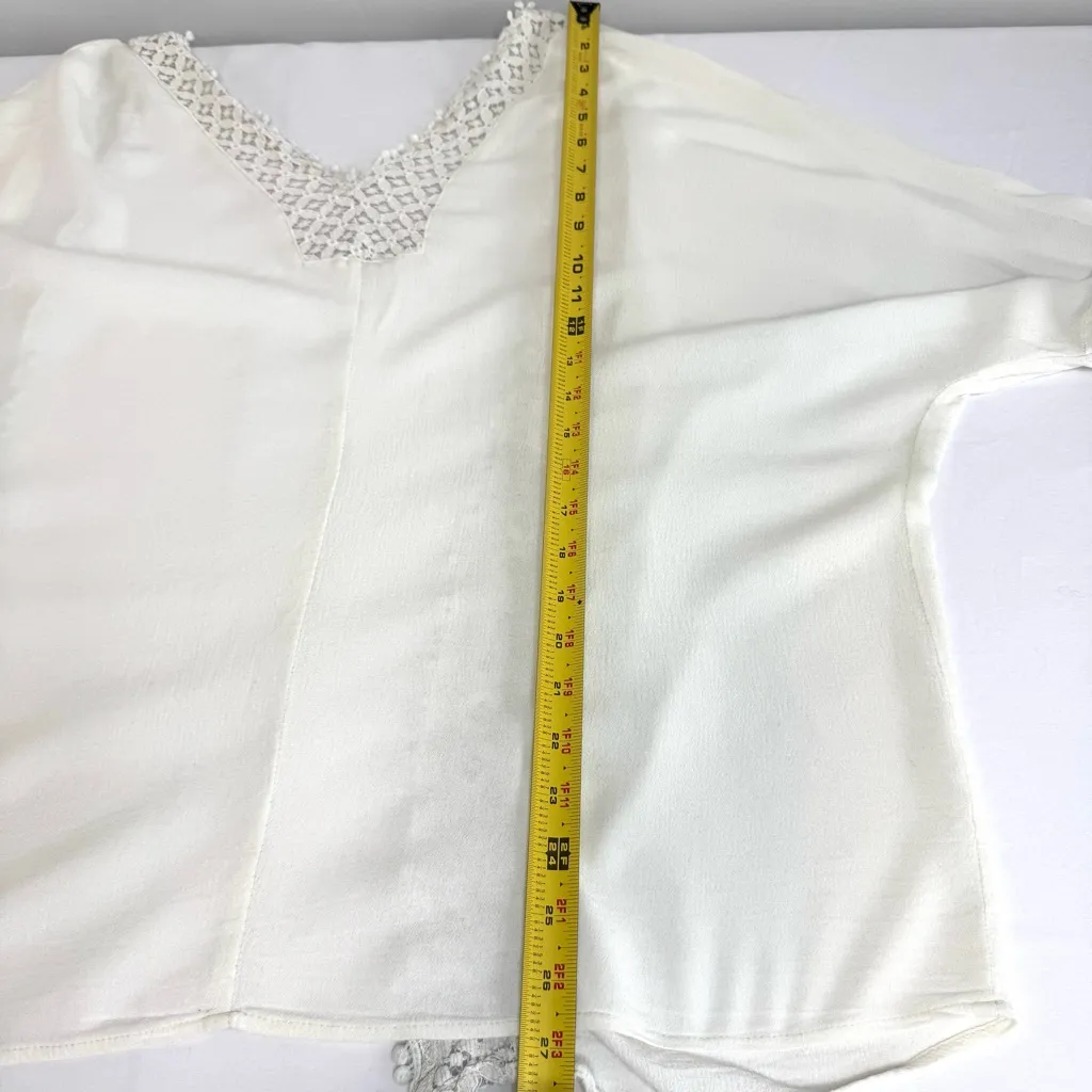 Hummingbird Open-Front Cardigan Shawl with a Lace Lattice Trim White - Image 6