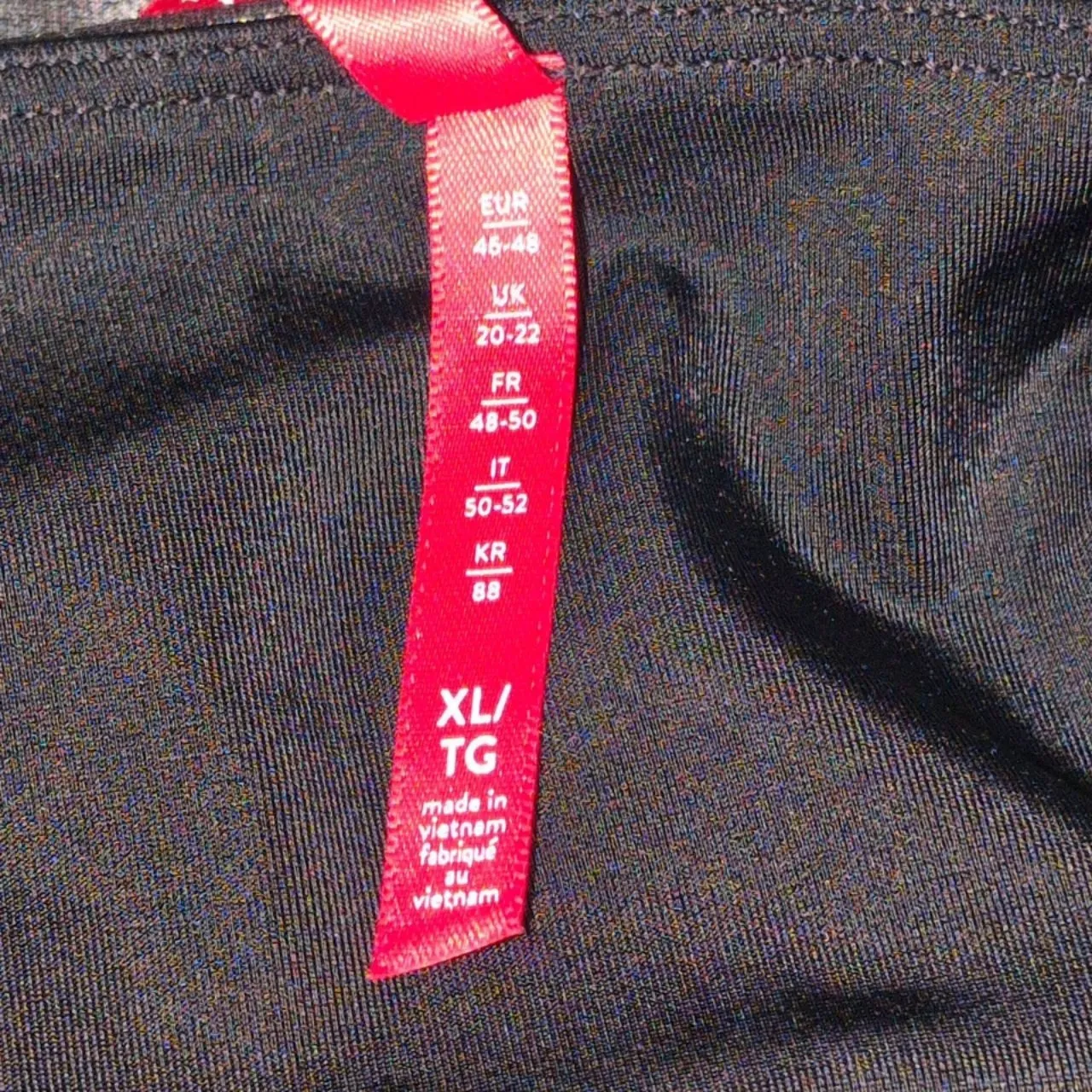 SPANX Black High-Waisted Shiny Faux Leather Sleek Leggings XL - Image 6