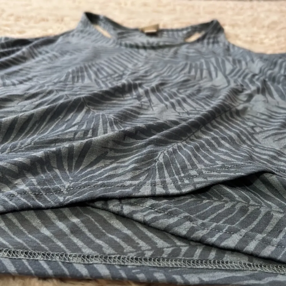 Size M • mossimo supply co. - Image 7