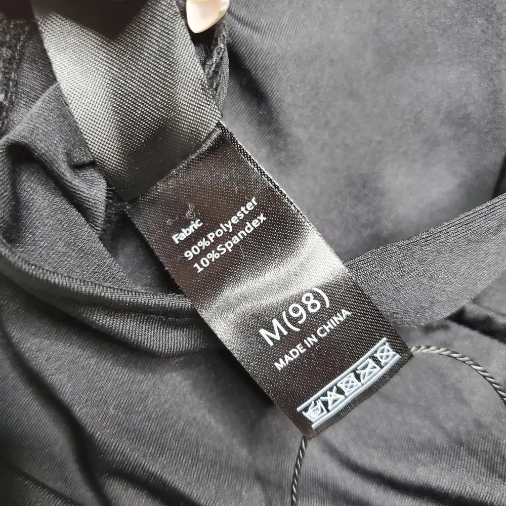 Dream Bandits Australia Crop Top Black Size M - Image 4