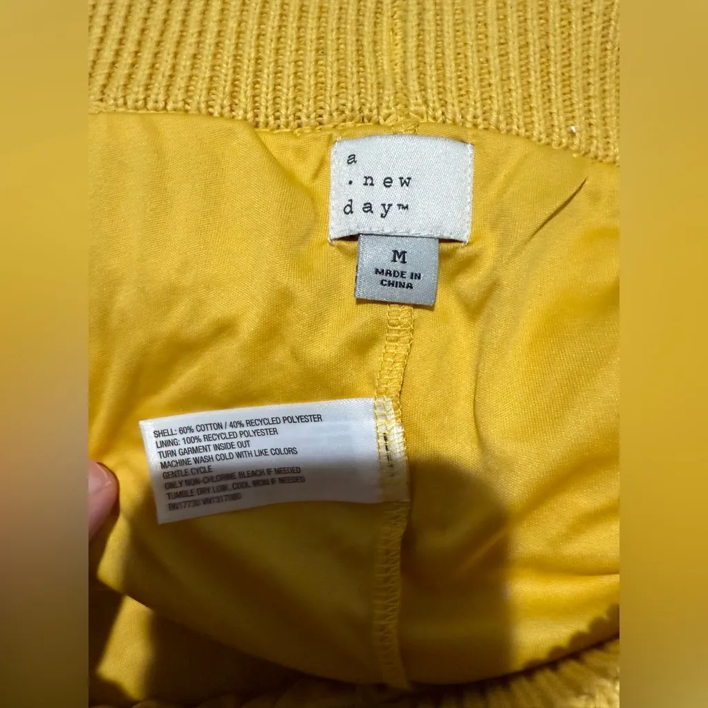 NWT a new day yellow crochet 2 piece set medium - Image 6