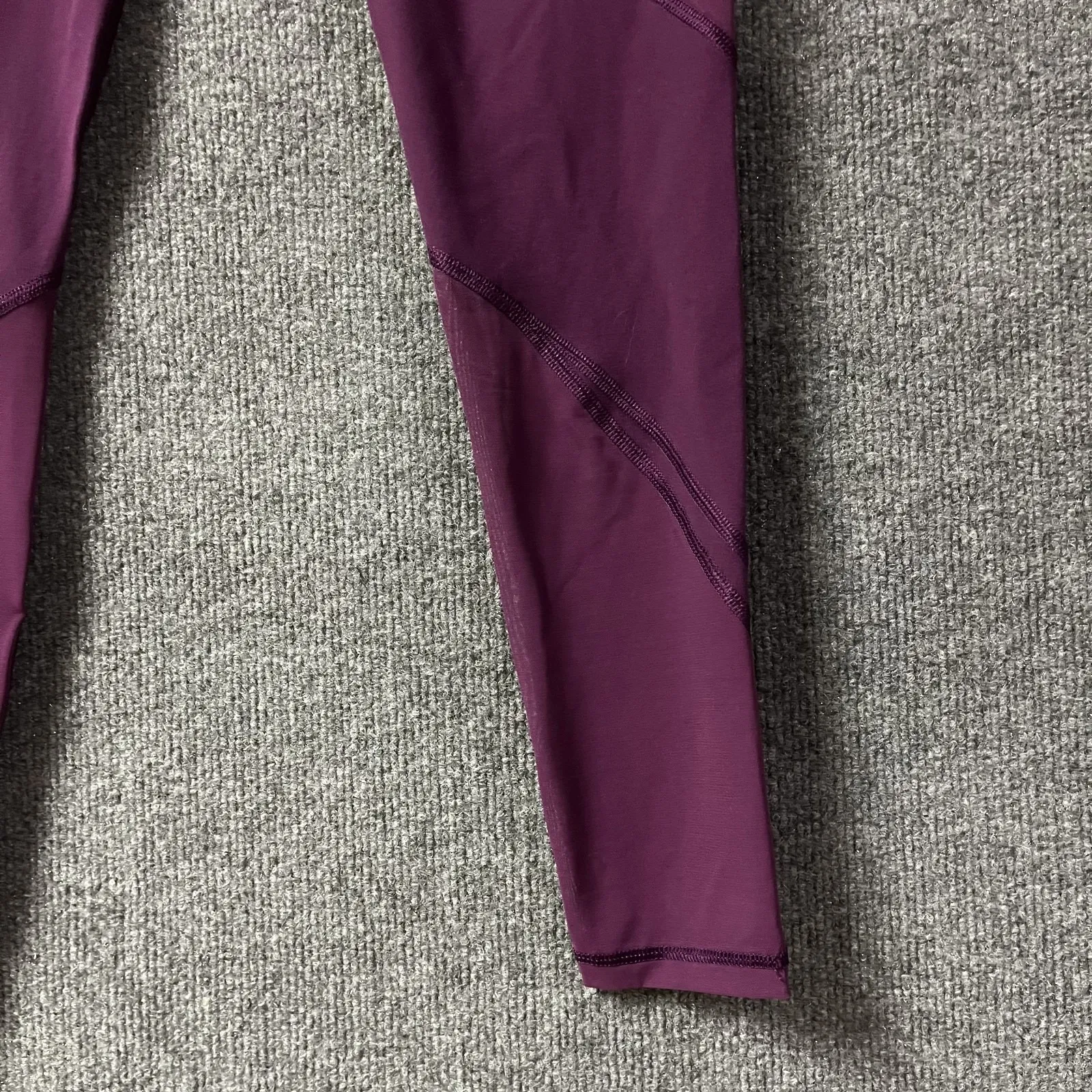 Victoria's Secret Sport Leggings Womens Small Purple Mesh Detail Workout Yoga‎ - Image 3
