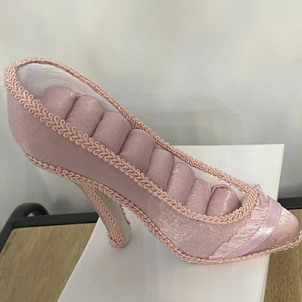 Chic Pink Women's Heels Ring Display NEW - Image 2