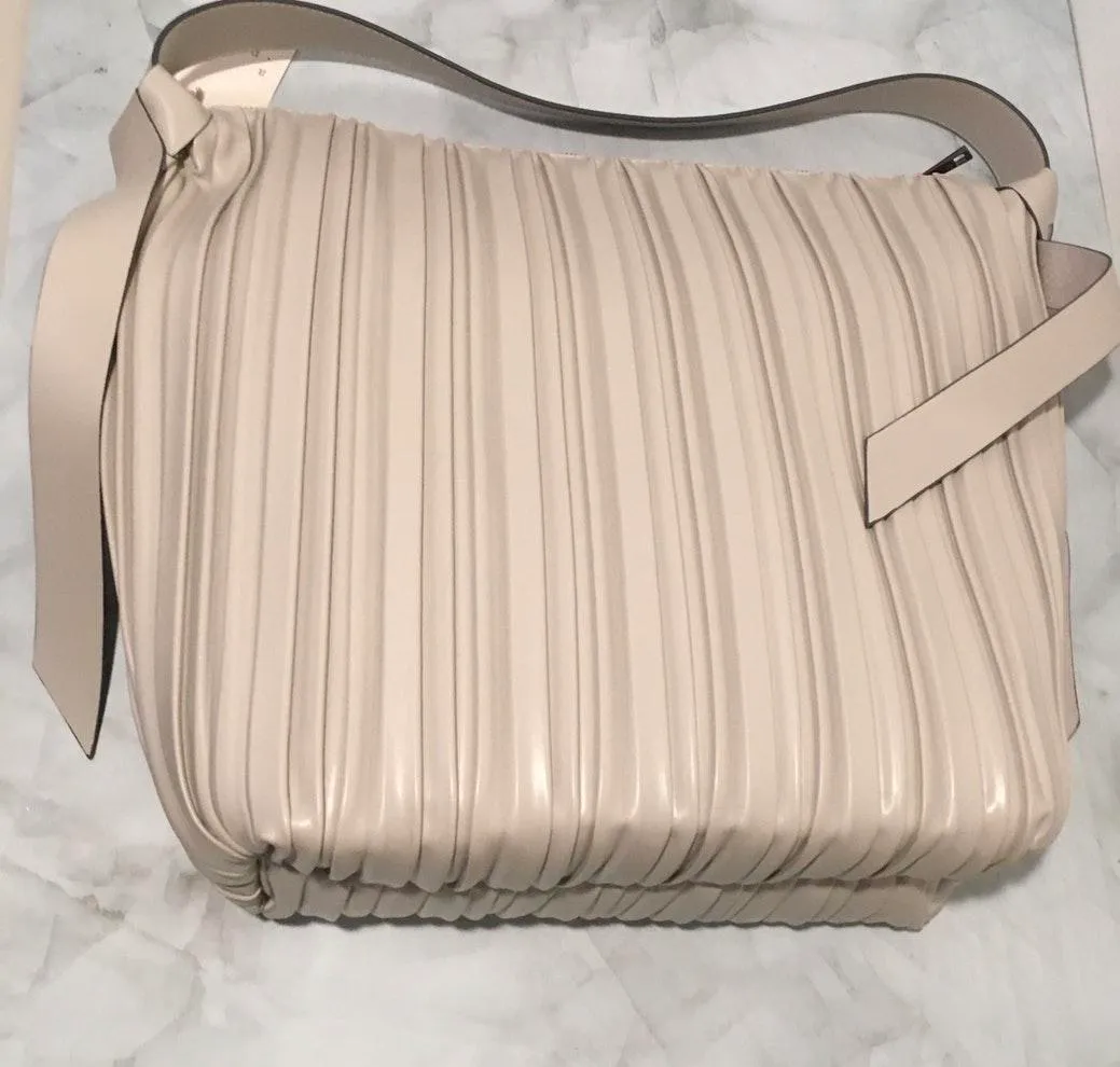 Shoulder Bag Gray - Image 4