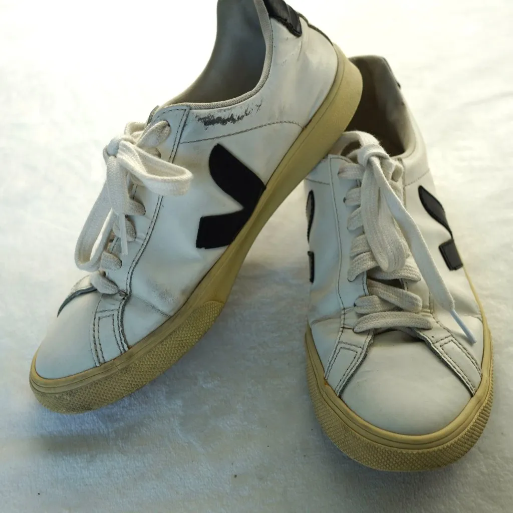 Veja Esplar White Leather Sneakers with Black Logo EU 36 US 5 Made in Brazil - Image 2