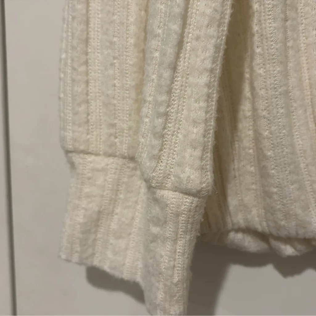 Maeve Anthropologie Rafela Hacci Surplice Top, Large - Image 3