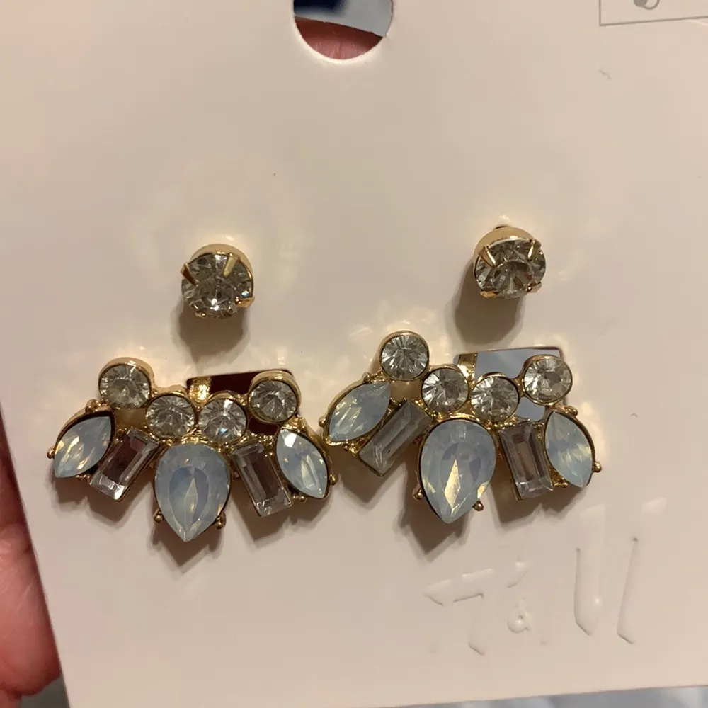 H&M earrings - Image 2
