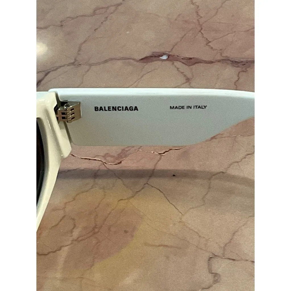 BALENCIAGA Max Sunglasses in Ivory New with Case Womens BB0258S-003 Sunnies - Image 10