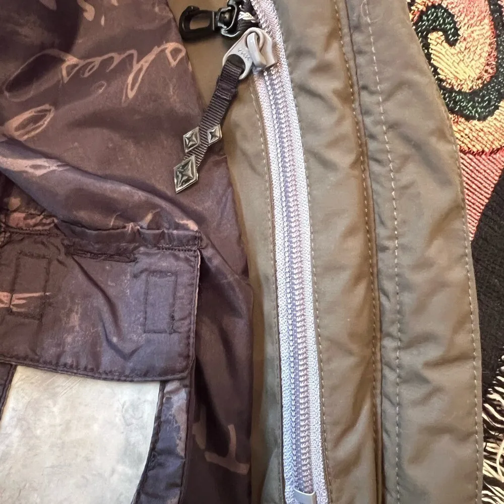 Columbia Titanium Women's Green Puffer Ski Snowboard Winter Coat Fur Hood Size M - Image 15