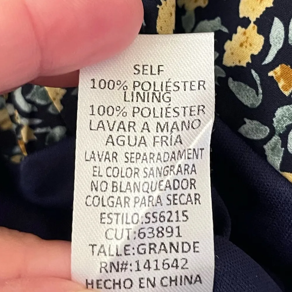 NWT! Women’s She & Sky blue with yellow floral dress high waist shorts, Size L - Image 5