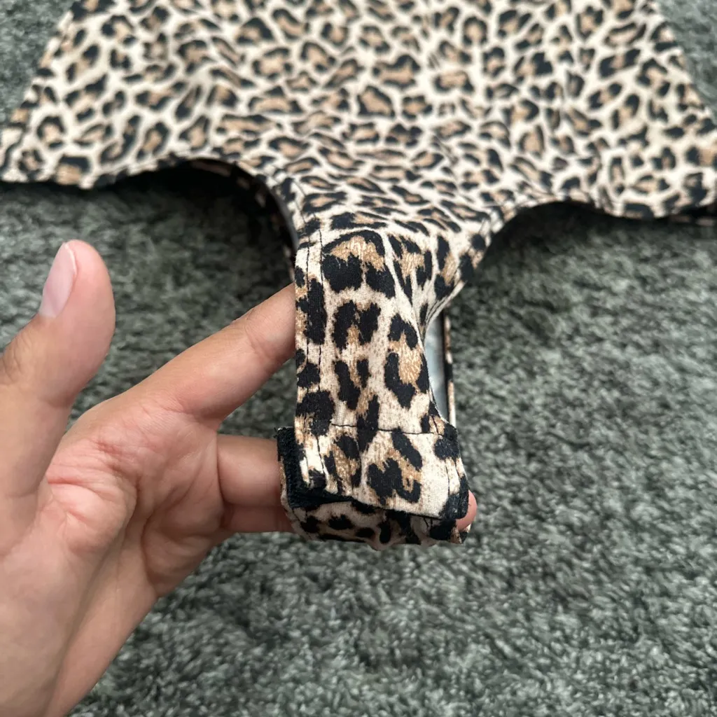 Windsor  Leopard Print Bodysuit - Image 2