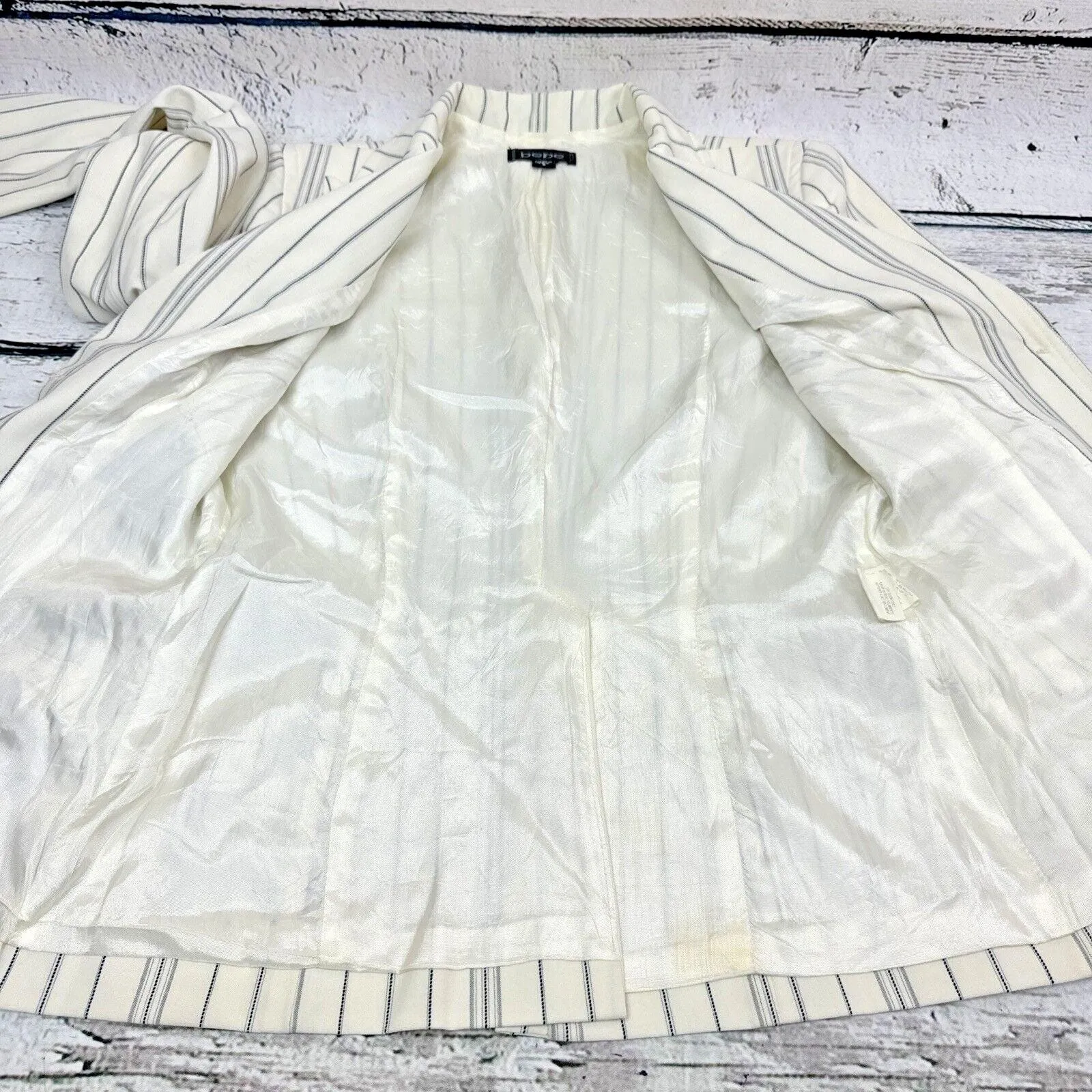 Bebe Women's Blazer Cream/Ivory Striped Colored Blazer [Size 6] Made in USA‎ - Image 9