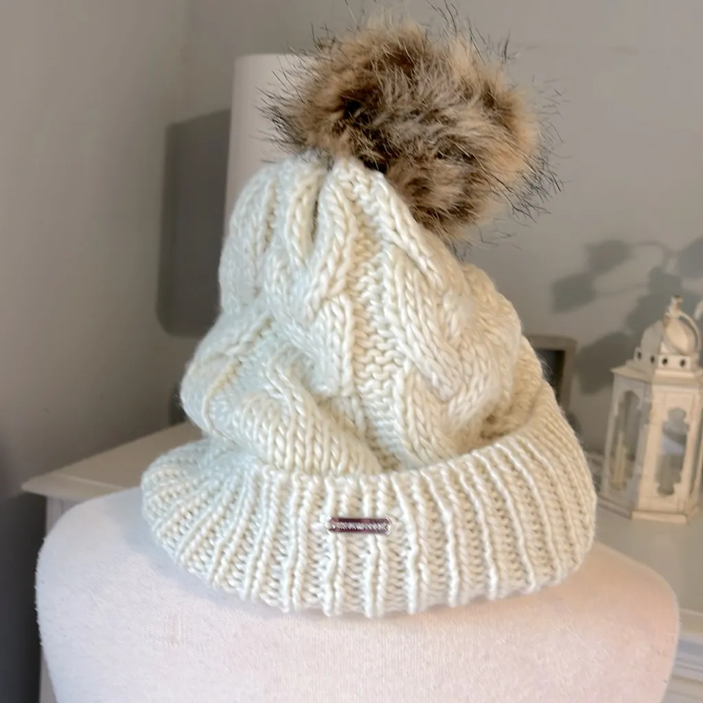 Steve Madden Cap Beige Cable Knit Hat Winter Toboggan Ski Beanie Womens New - Image 2